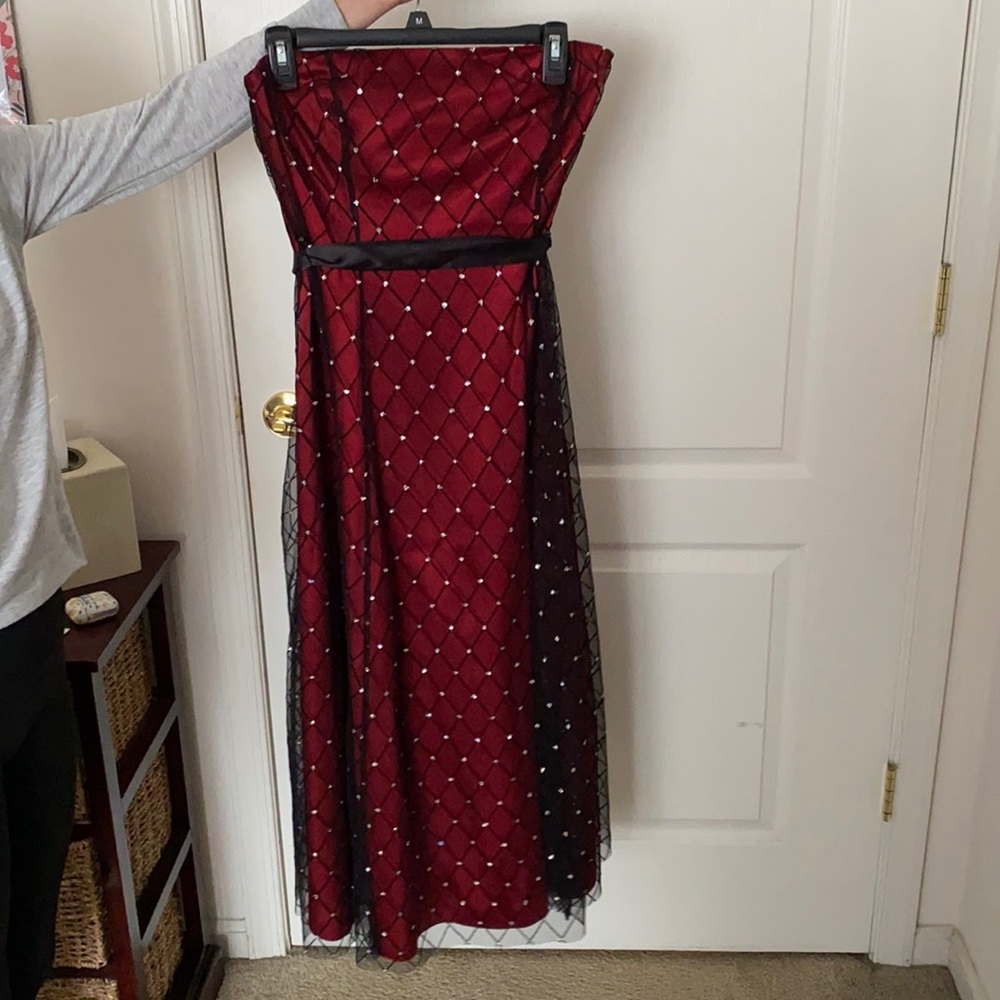 Vintage Holiday Adrianna Pappel Red Sequins Dress